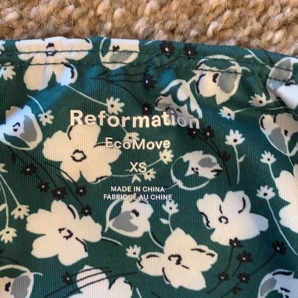 Reformation EcoMove Green Floral Leggings - Picture 4 of 6